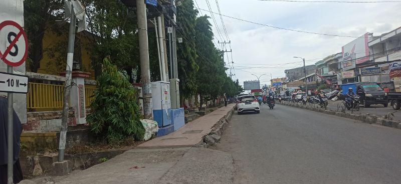 Rambu Lalu Lintas Di Jalan Samratulangi Hanya Jadi Pajangan RUBRIK Co Id