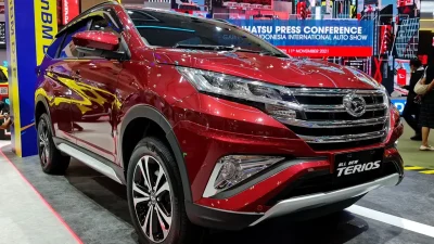 Tampilan depan All New Terios model terbaru