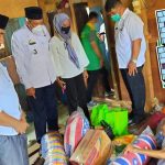 Bupati Sambangi Warga Kurang Mampu di Kampung Nipa