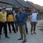 Sidak Pasar, Bupati Bulukumba Masih Temukan Tumpukan Sampah Disaluran Air