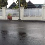 Warga Soroti Pagar Rujab Bupati Bulukumba yang Diberi Penutup 