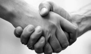 Oknum TNI Adu Jotos dengan Anggota Lantas Berakhir Saling Memaafkan