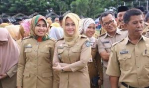 20 30 10 ilustrasi pns setelah terima thr 24 mei 620x330