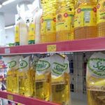 Harga Minyak Goreng Jadi Rp14 Ribu, Emak-emak di Bulukumba Serbu Alfamart 