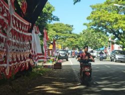Pedagang Atribut HUT Kemerdekaan Mulai Marak di Bulukumba