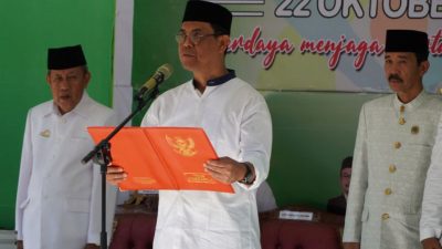 Wabup Edy Manaf Pimpin Upacara Hari Santri Nasional, Baznas Serahkan Bantuan Kebakaran kepada Ponpes Babul Khaer