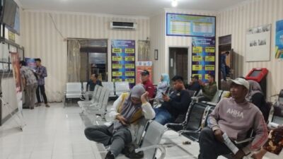 Banyak Fasilitas Tidak Berpungsi, Kantor Samsat Bulukumba Pengap dan Panas