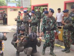 Enam Bintara Remaja Disambut Acara Tradisi Penerimaan di Mako Batalyon C Pelopor