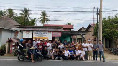 Komunitas  KATE Desa Tanah Harapan Berbagi Takjil