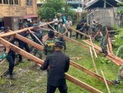 Sinergitas Batalyon C Pelopor, Kodim 1407 Bone dan Baznas Bedah Rumah Warga Tidak Mampu Di Sungai Musi