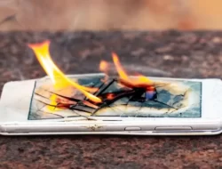 Mahasiswa UNM Makassar Tewas Tersengat Arus Listrik Diduga Hp Meledak Saat di Cas 