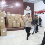 Kapolres Kunjungi Kantor KPUD Bulukumba bahas masalah oknum polisi halangi wartawan liputan! 