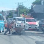Jalan berlubang di kota Bulukumba ditambal, warga minta jangan asal dikerja