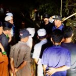 Tembus malam , Bupati Bulukumba Tinjau Lokasi Terdampak Banjir