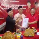 Andi Edy Manaf Resmi Daftar di PDIP 