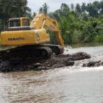 Eskavator Andi Utta Perbaiki Mercu Bendungan Balangtikeke Ujungloe