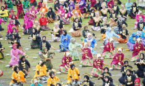 Bulukumba Ikut Andil Pecahkan Rekor MURI Jumlah Penari Paddupa Terbanyak di Dunia