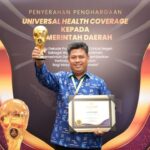 Pemkab Bulukumba Terima UHC Awards 2024