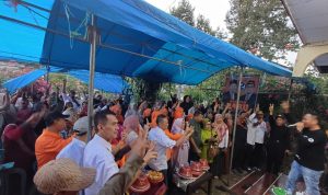 Ratusan Warga Desa Salassae Solid di Harapan Baru