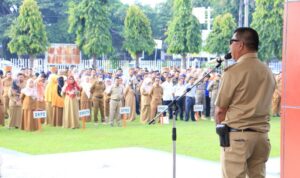 Bupati Andi Utta Minta Warga Gotong Royong Rawat Jalan