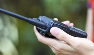 handy talky 750x375 copy 800x400