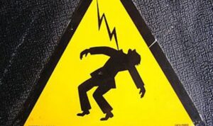 Mayat Wanita Yang Ditemukan Tewas Dalam Rumah Di Desa Taccorong Diduga Tersengat Listrik