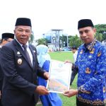 Bupati Andi Utta Serahkan SK Pengangkatan CPNS dan PPPK