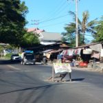 Usai Disorot Warga, Jalan Rusak Di Dekat Gedung DPRD Bulukumba Ditambal Sulam