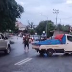 Tak Ada Satupun Petugas, Warga Di Bulukumba Turun Langsung Atur Lalu lintas