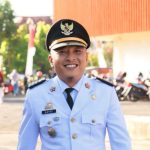 Camat Ujung bulu Tugaskan Lurah Datangi Rumah Warga Ajak Ikut Kerja Bakti