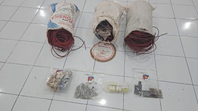 Petugas Musnahkan Sisa Bahan Peledak Bom Ikan  di Bontobahari