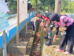 TNI Bersama Pemerintah Desa Bontonyeleng Gelar Jumat Bersih