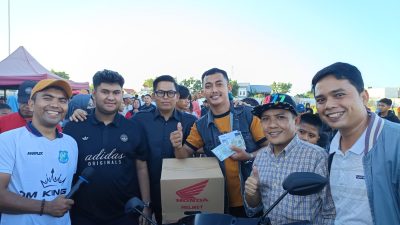Penonton Yang Dapat Sepeda Motor Laga Bulukumba Lawan Bantaeng