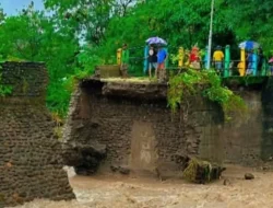 Jembatan Bungeng Desa Bialo Putus, 500 Warga Terisolir
