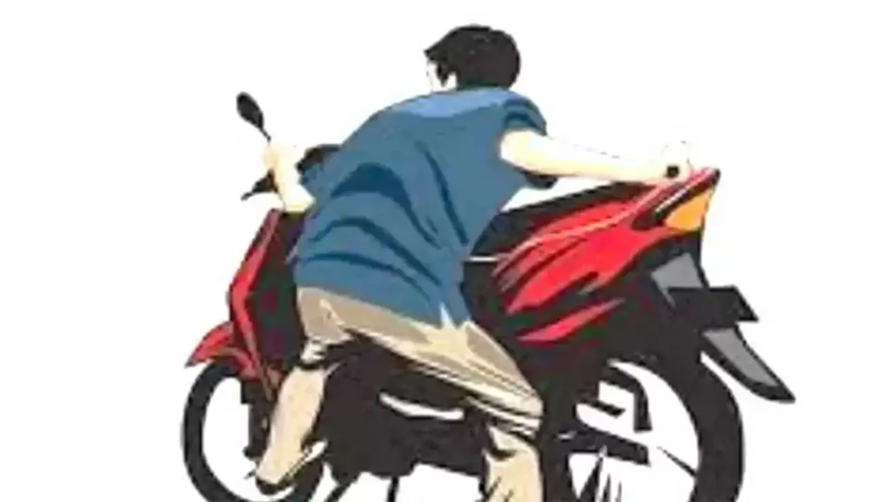 Motor Yamaha Fino milik Hernawati yang ditemukan warga setelah tiga bulan hilang dicuri.