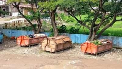 Pedagang Pasar Sentral Keluhkan Bau Busuk Sampah