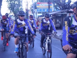 Dansat Brimob Polda Sulsel Ramaikan Fun Gowes Satya Harina Tama Cycling Club