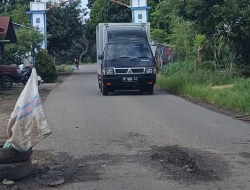 Jalan Rusak di Poros Desa Bontonyeleng Segera Diperbaiki