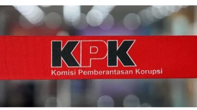 KPK memeriksa empat saksi terkait calon jemaah haji yang berangkat tanpa antre