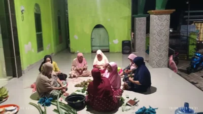 Warga Likukorong Desa Bontonyeleng Kompak Masak Ribuan Telur Ayam