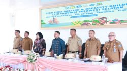 Bupati yang akrab disapa Andi Utta, lebih jauh merinci beberapa program strategis dalam menekan laju inflasi di Bulukumba,