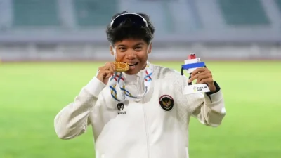 Kontingen Indonesia berhasil menambah 7 medali emas di hari keempat SEA Games 2025 Thailand, Jumat (12/12). Torehan medali emas tersebut membuat posisi Indonesia masih bertahan di posisi ketiga klasemen sementara.(foto:Herry/kemenpora.go.id)