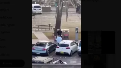 Viral, Pria Tangan Kosong Lumpuhkan Penembak Massal di Bondi Beach Australia