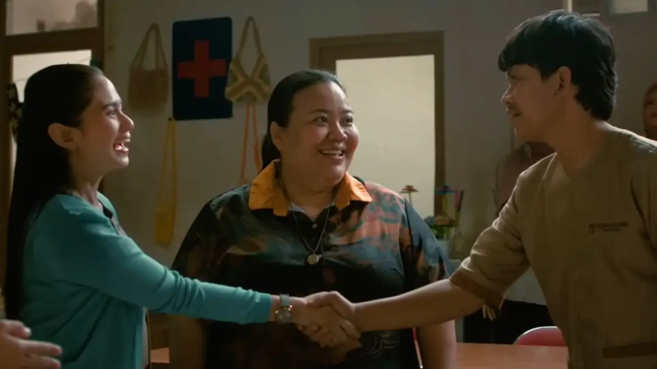 Sebuah adegan film Agak Laen Menyala Pantiku