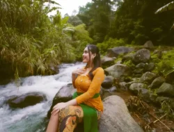 Tampil Cantik, Dara Ayu Gandeng Nabila Cahya Rilis Linting Daun