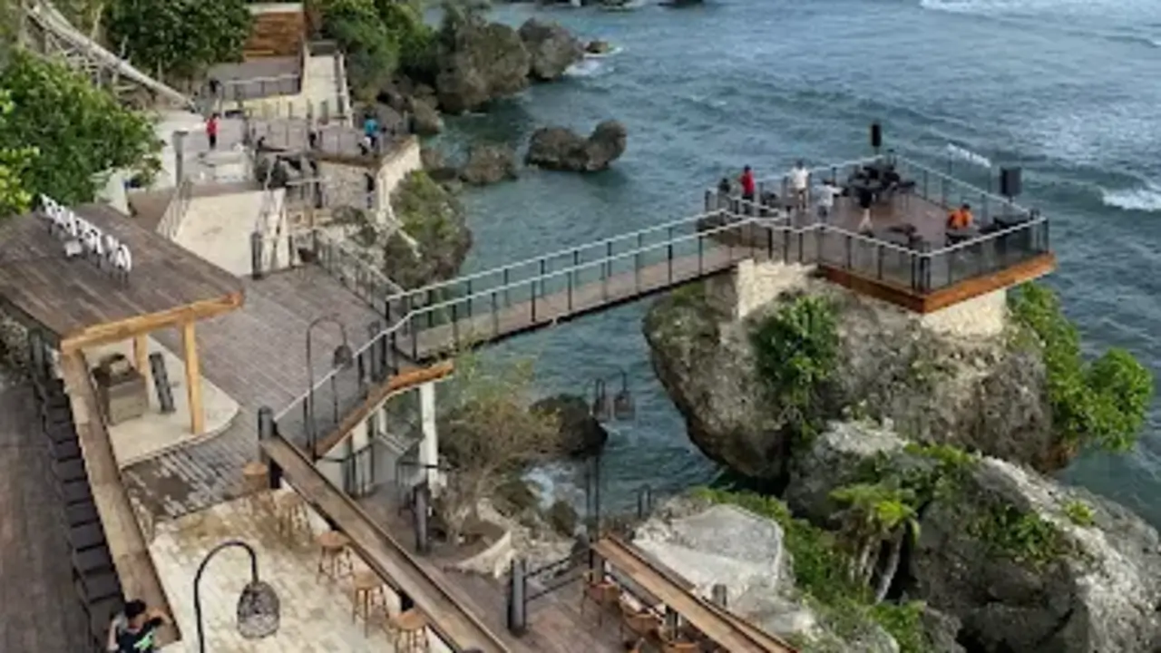 On The Rock Jogja. Foto Varnanda Agus