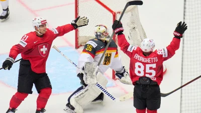Gebrakan Atlet Hoki Es Swiss dan Kanada di Olimpiade Musim Dingin