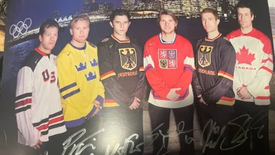 Presiden IOC Kirsty Coventry menghadiri seremoni realokasi medali biathlon di arena Milan-Cortina 2026.