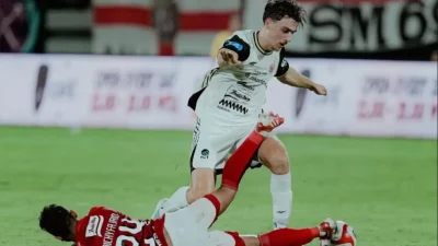 Mauro Zijlstra memulai laga perdana bersama Persija Jakarta. Foto LIB