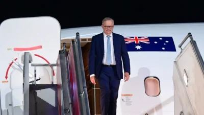 Perdana Menteri (PM) Australia Anthony Albanese tiba di Jakarta dalam rangka kunjungan kerja ke Indonesia pada Kamis malam, 5 Februari 2026. Foto: BPMI Setpres/Muchlis Jr